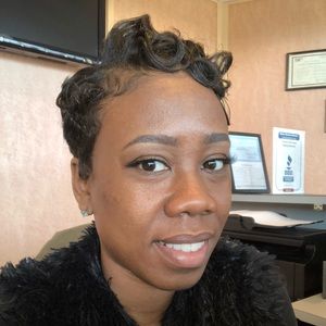 Meet your Posher, Gabrielle